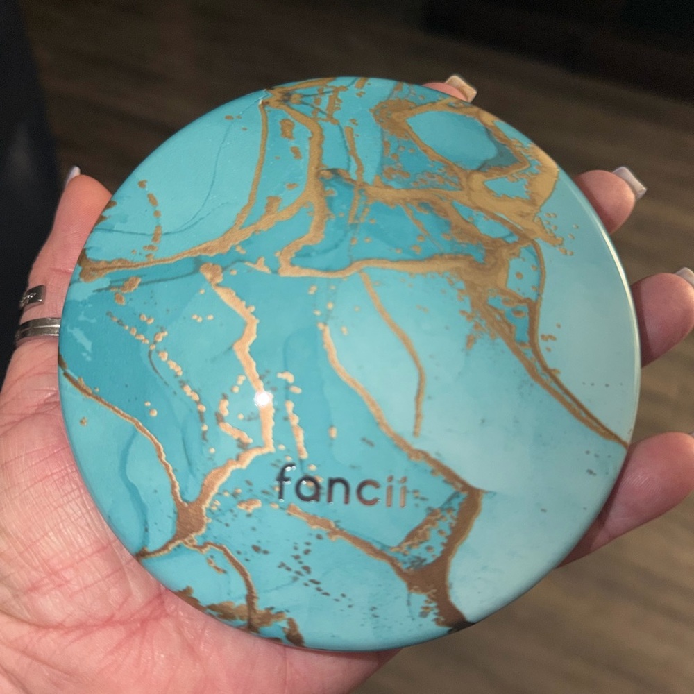 Lumi Luxe Compact Mirror - Blue